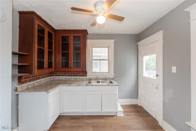 Photo - 1226 W Erie Ave Unit Upper