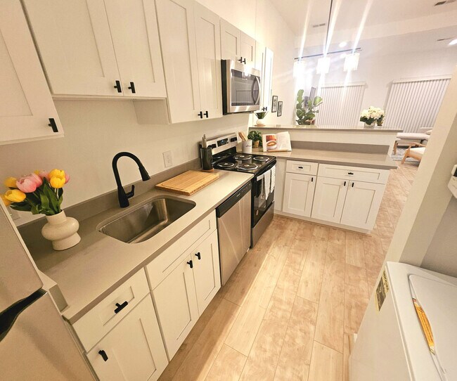 Photo - 2439 18th St NW Apartamento Unidad FL3-ID1232103P