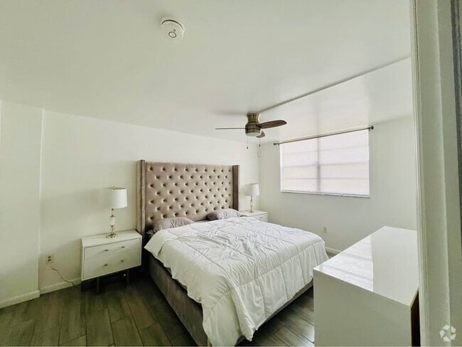 Building Photo - 14155 SW 87th St Unit E209 Rental