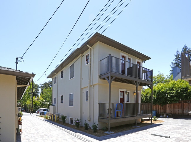 Building Photo - Hawthorne Apartment Homes