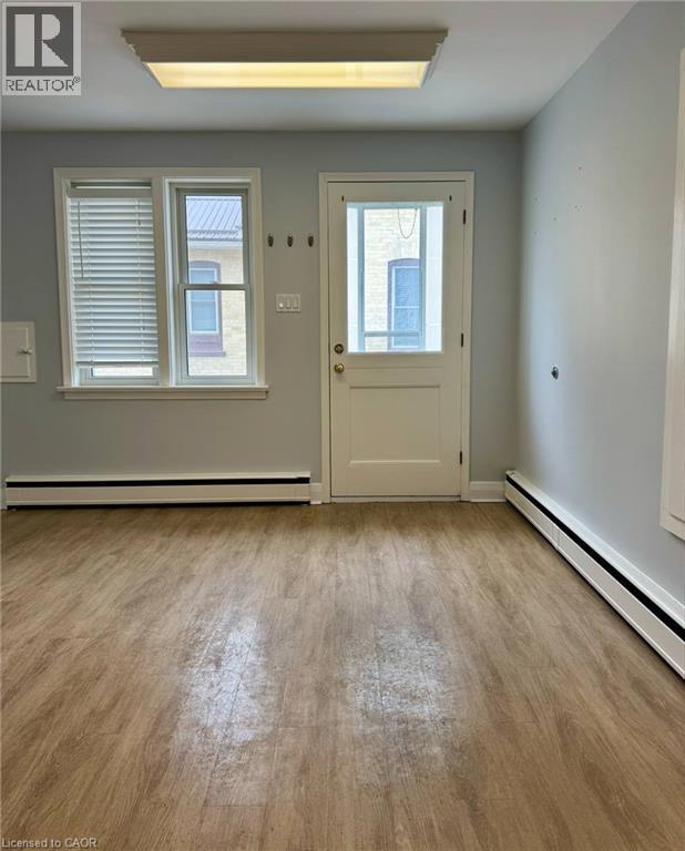 Photo - 52 Walter St