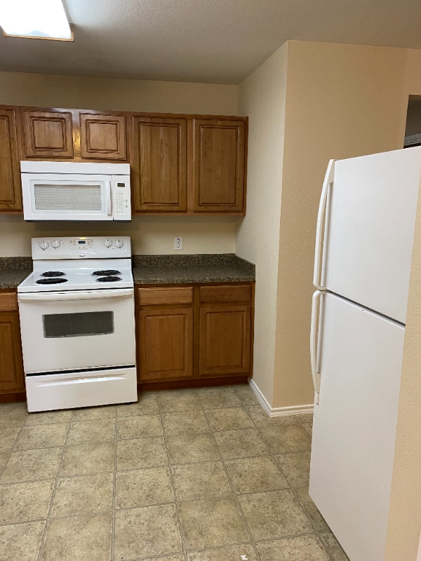 Photo - 108 N 6th St Unit 2