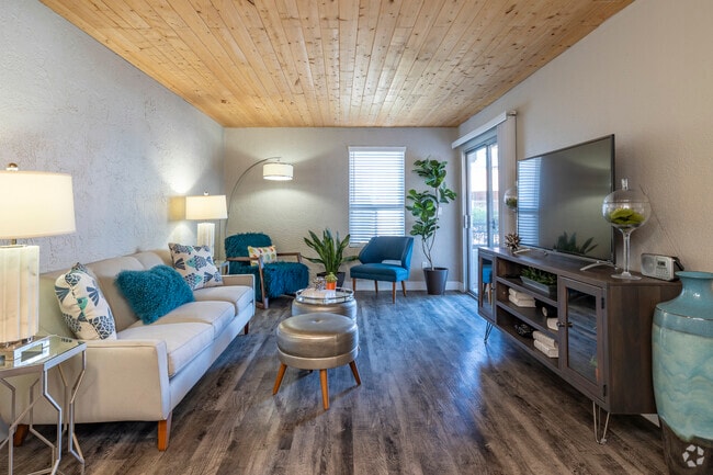 Interior Photo - The Icon on Central Rental