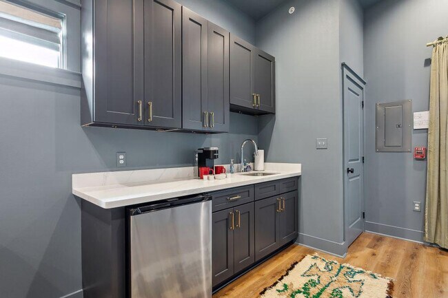 Photo - 1738 N Rampart St Unit ID1369010P