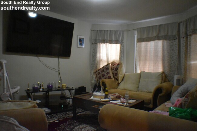 Photo - 28 Thelma Rd Condo Unit 1