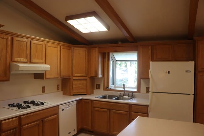 Photo - 405 Hamilton St Apartment Unit B