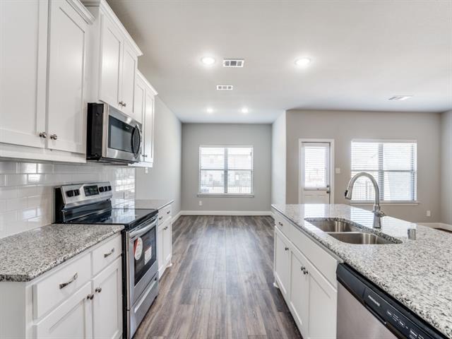 Photo - 6803 Topaz Dr