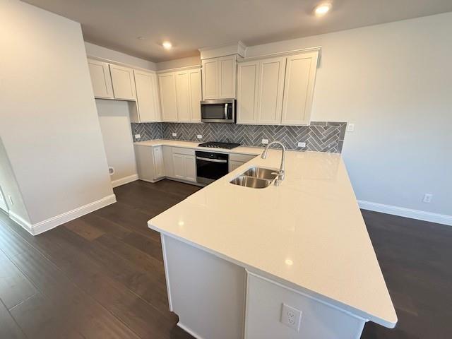 Building Photo - 305 Blackthorne Dr