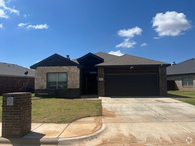 Building Photo - Gorgeous 4 Bedroom In Wolfforth! Rental