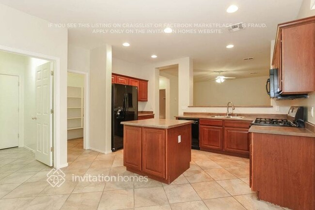 Photo - 17661 W Lundberg St