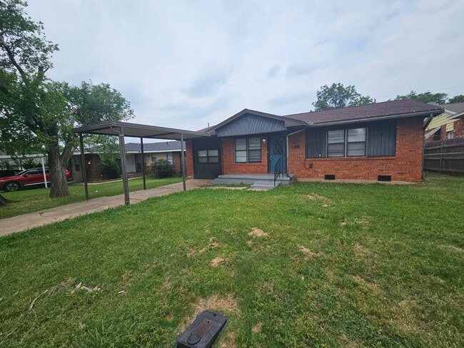 Building Photo - 4321 NW Pollard Ave