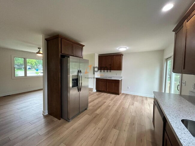 Photo - 673 Joe Martin Rd