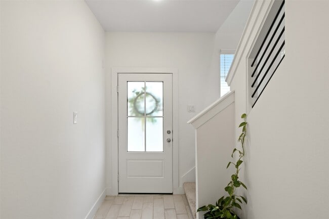 Photo - 18814 River Overlook Ct