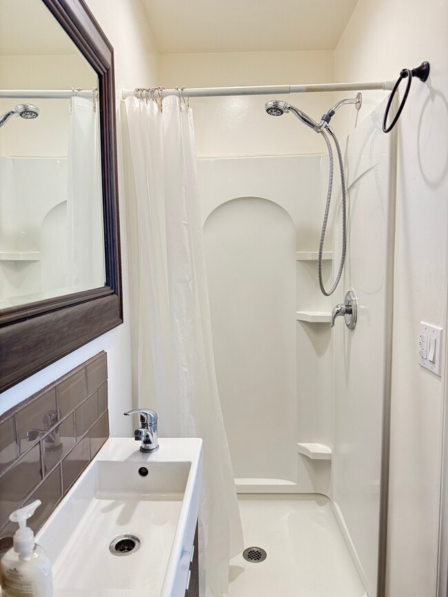 Photo - 313 S Rios Ave Unit Solana studio