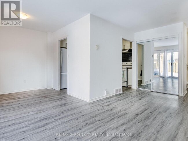 Photo - 17 Old Pine Trail