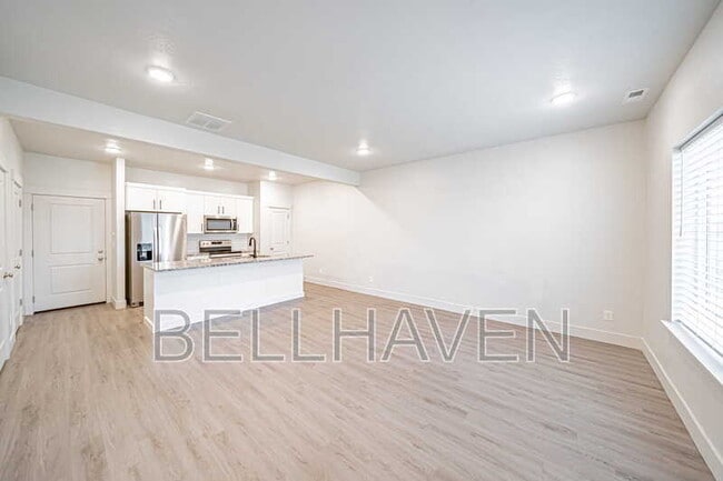 Photo - 651 S 2400 W