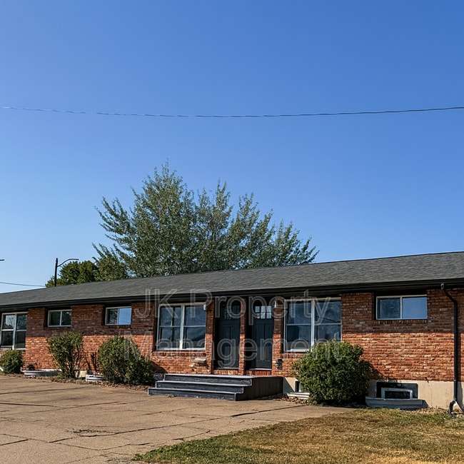 Photo - 2000 6th St NE Unidad B