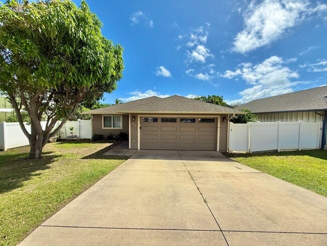 Photo - 3 Bedroom / 2 Bathroom Home in Waikapu Gardens!