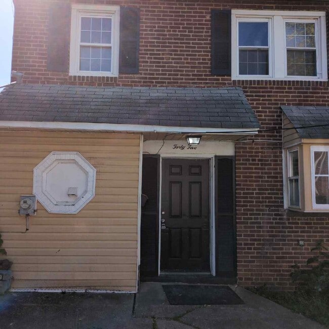 Photo - 45 S Pennewell Dr Townhome