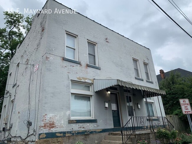Building Photo - 15 E Maynard Ave