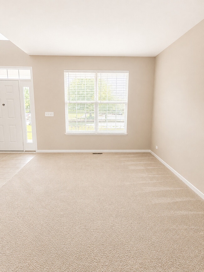 Photo - 1230 Bellows Way
