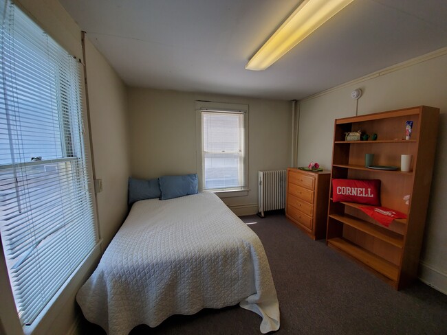 Room 21 - 210 Dryden Rd Apartments