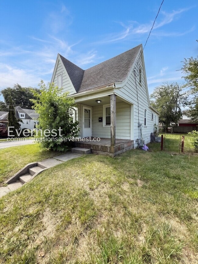 Photo - 3 Bed/1 Bath Home / Vouchers Accepted / Available Now!