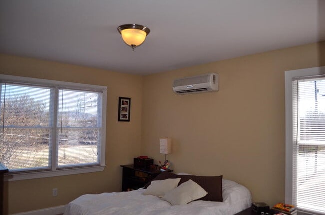 Photo - 1605 Madison St