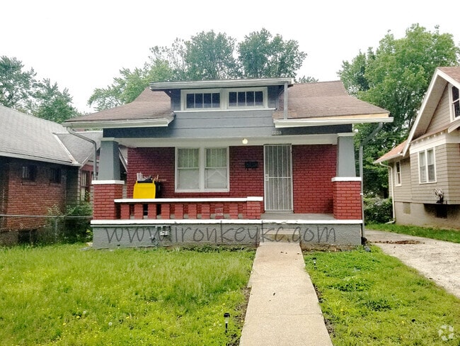 Building Photo - 2203 E 70th St Rental
