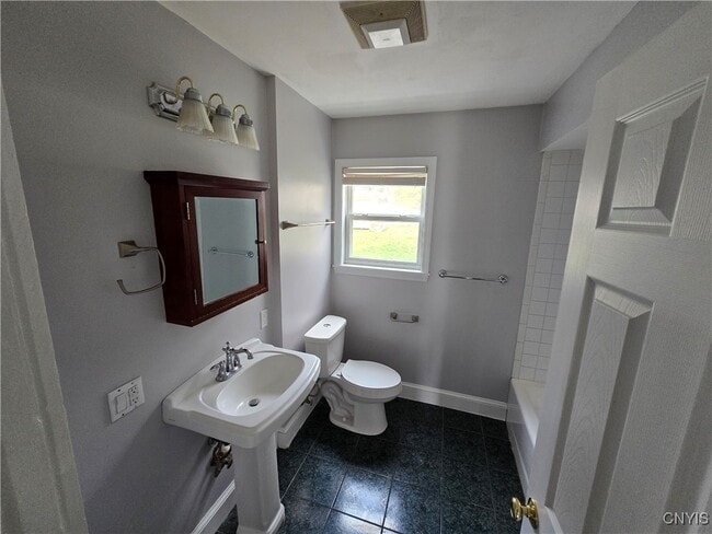 Photo - 205 Elmbrook Dr