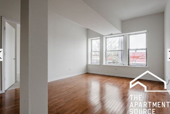 Photo - 4219 W Irving Park Rd Unit 5