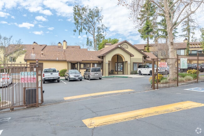 Gated Entrance - Parkwood Knoll