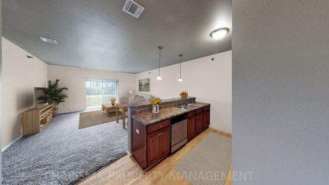 Photo - Ridgeview Residence