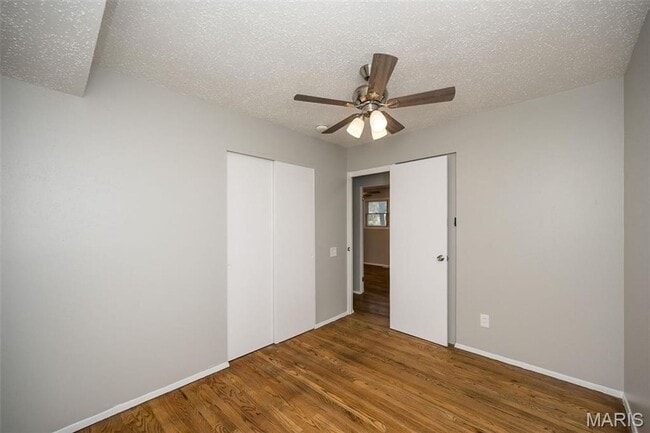 Photo - 1060 Kingsbrook Ln