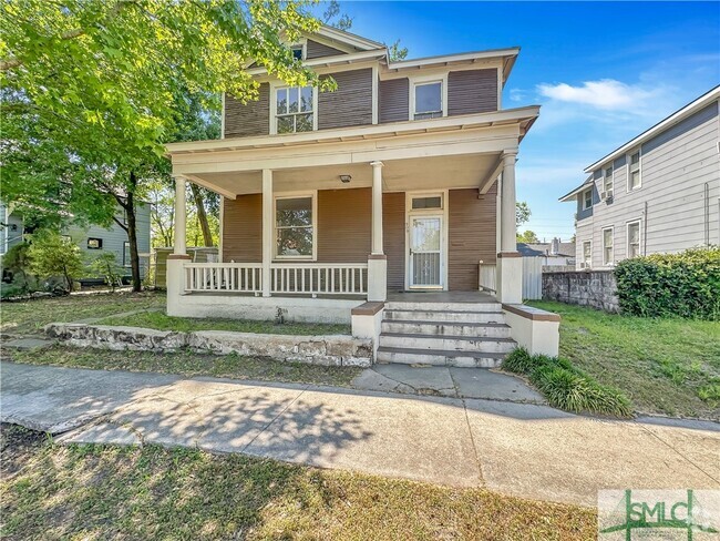 Building Photo - 909 Harmon St Rental