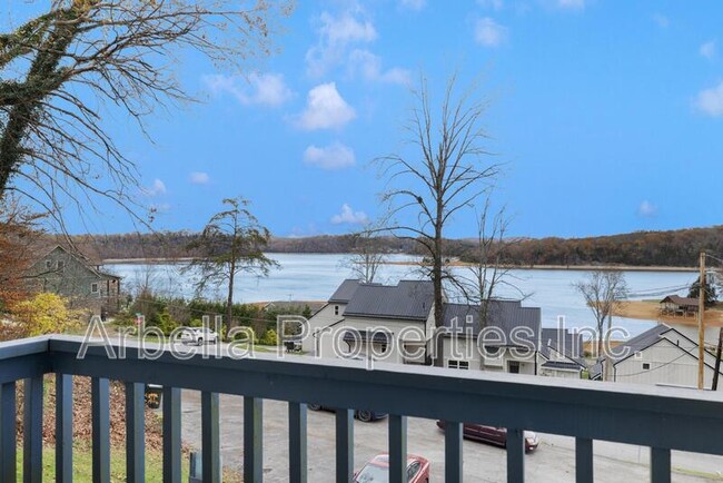 Building Photo - 103 Angeline Dr Unit Apt 3