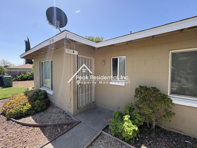 Photo - Charming 2bd/1ba Duplex near 47th Ave & Hwy 99