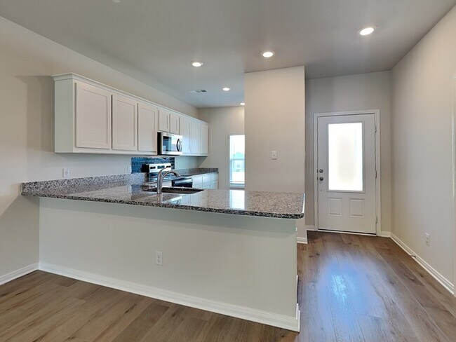 Photo - 6328 Baraboo Dr