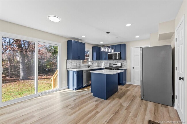 Photo - 17740 Clyde Ave