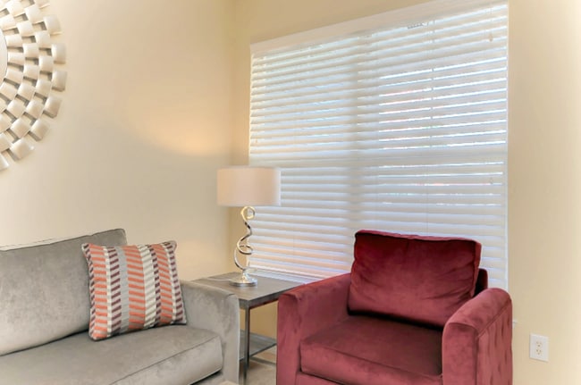 Photo - 1810 E Palm Ave