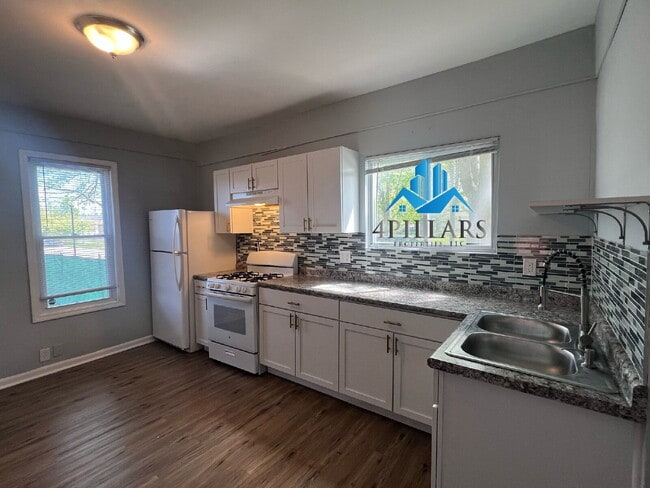 Photo - 155 142nd St Apartment Unit 1