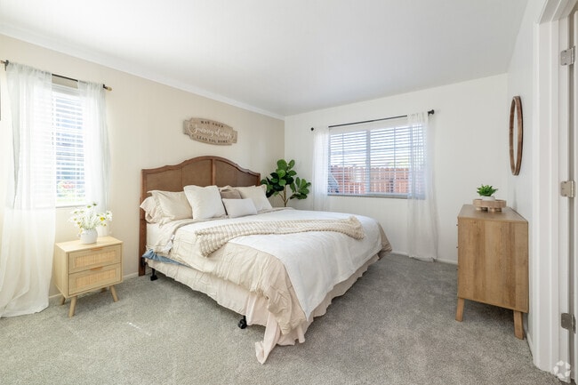 3BR, 2BA - 1,100SF - Primary Bedroom