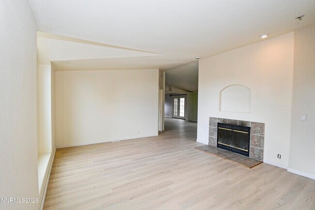 Photo - 10740 Geurts Ln