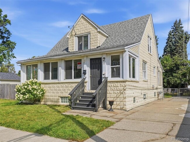 Photo - 30 W Granet Ave