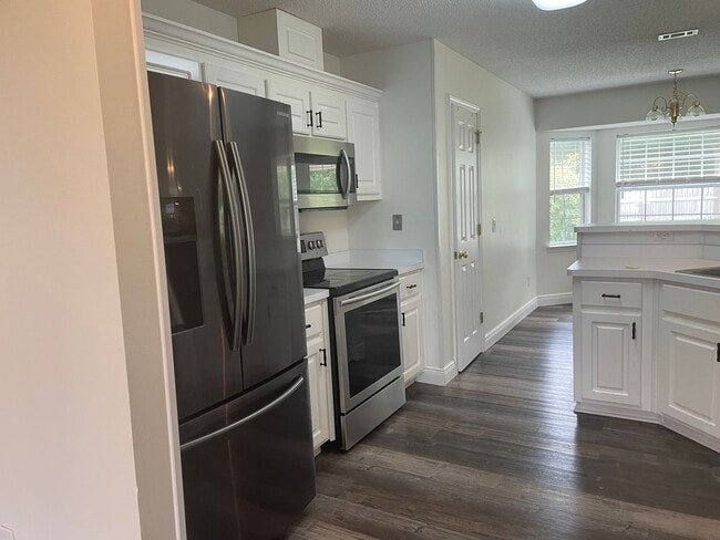 Photo - 1797 Cedrus Ln