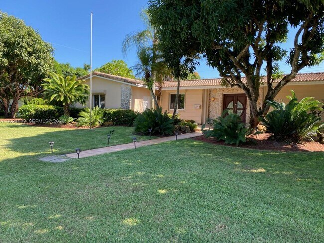 Photo - 8100 SW 142nd Terrace