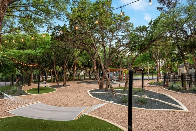 Landmark at Barton Creek