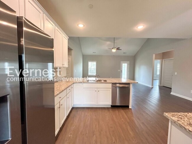 Photo - 1206 Trestle Dr