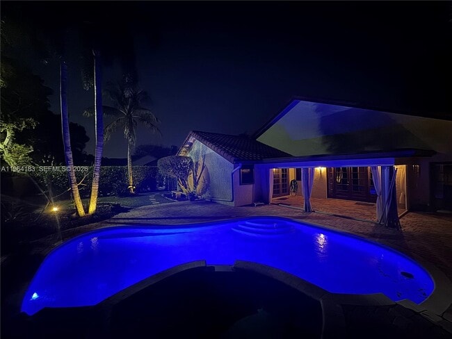 Photo - 3160 Peachtree Cir