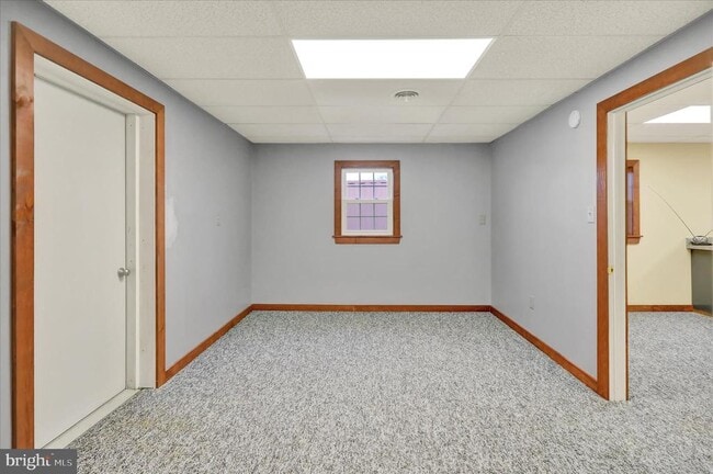 Photo - 392 5 Locks Rd